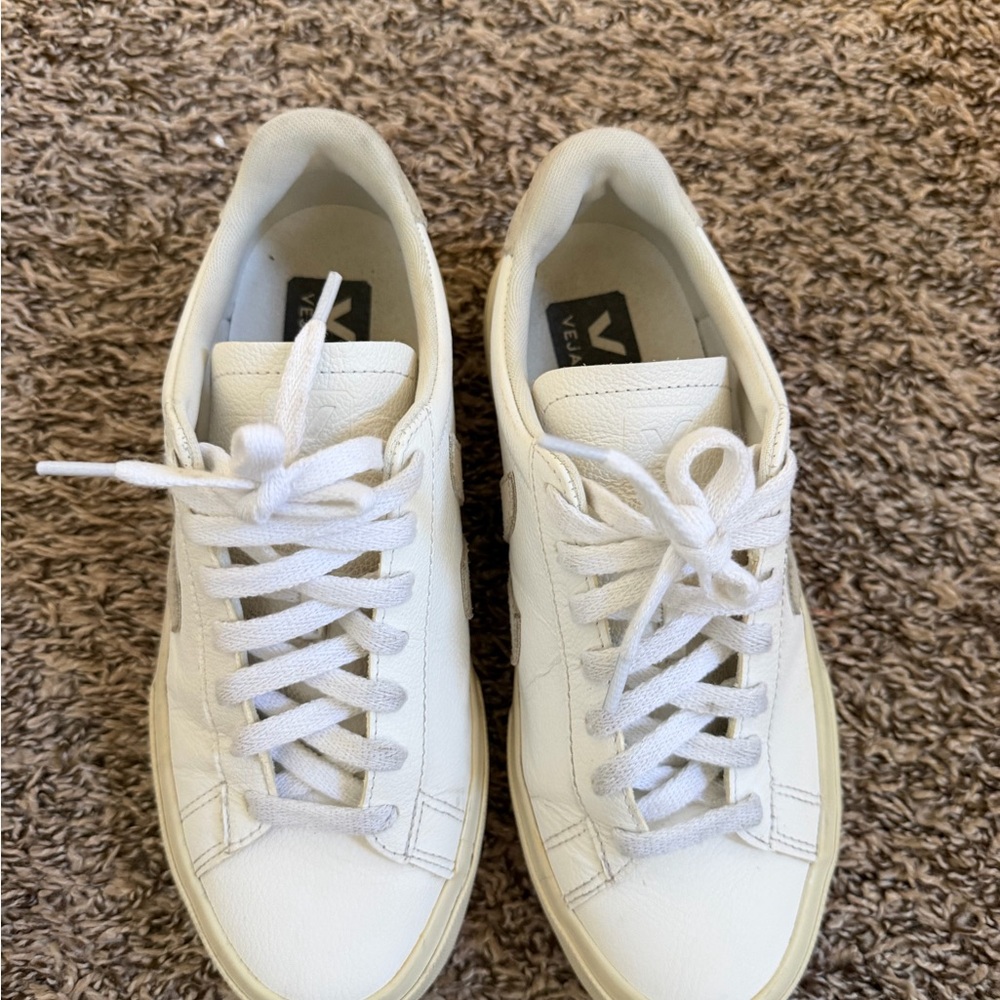 Veja Women's White and Gray Sneakers